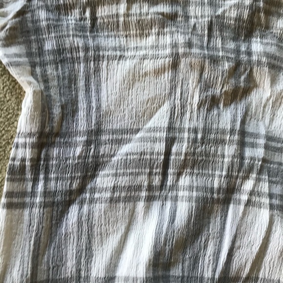 Plaid crepe short sleeve button down - Picture 3 of 3